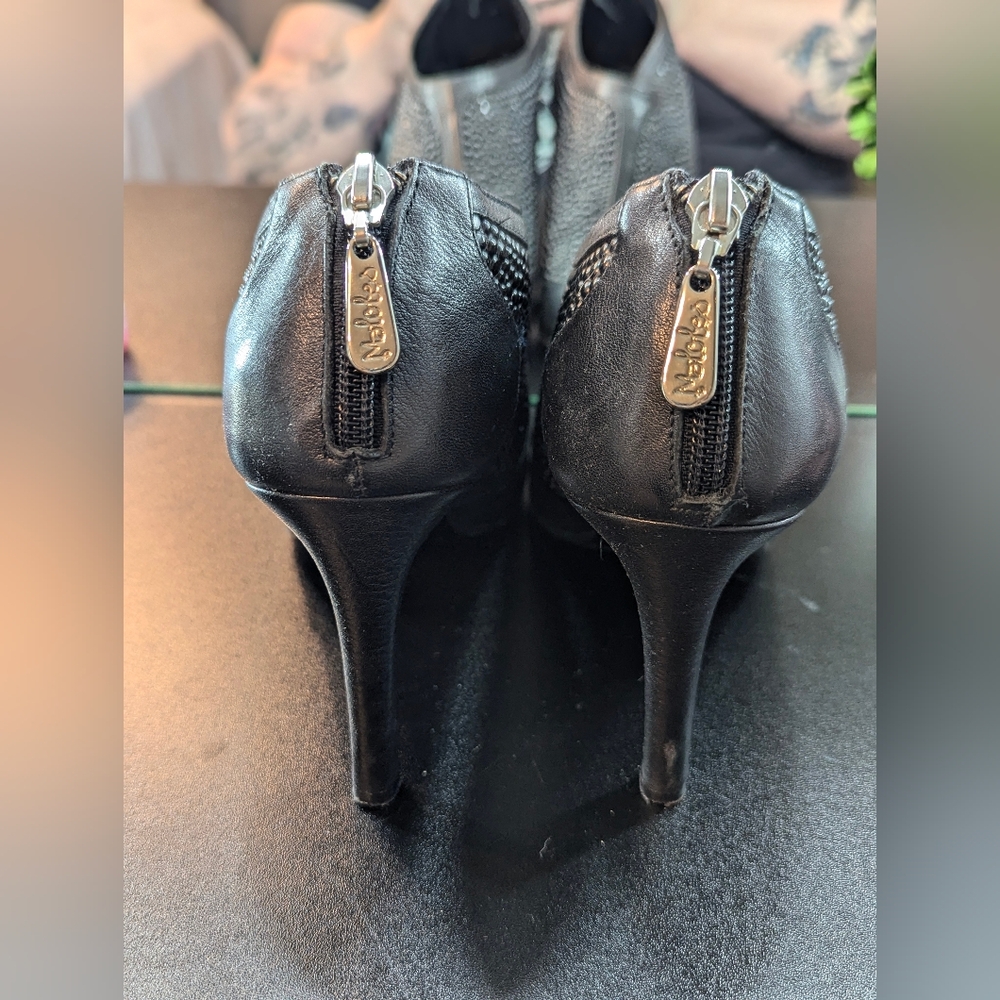 Maloles black stud heels - Picture 5 of 16